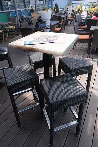 CHAIRS-EXTERIOR